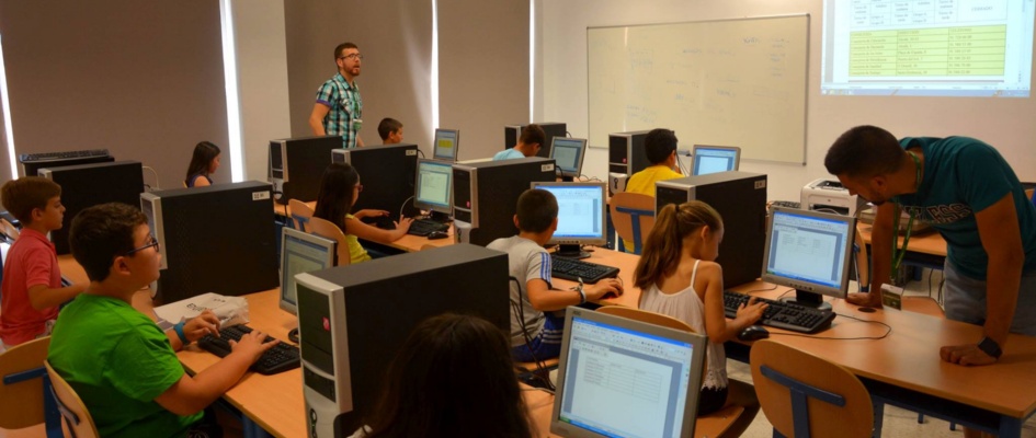 Innovacixn_Taller_Informxtica_infantil_1.jpg