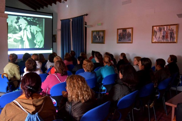 Mujer_Vídeo sufragio femenino