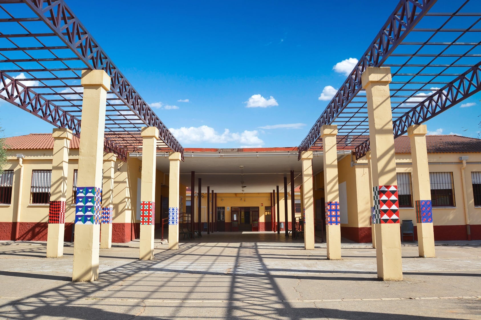 Educación_Donación móviles IES