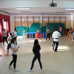 Mujer_Taller Defensa Personal IES 2