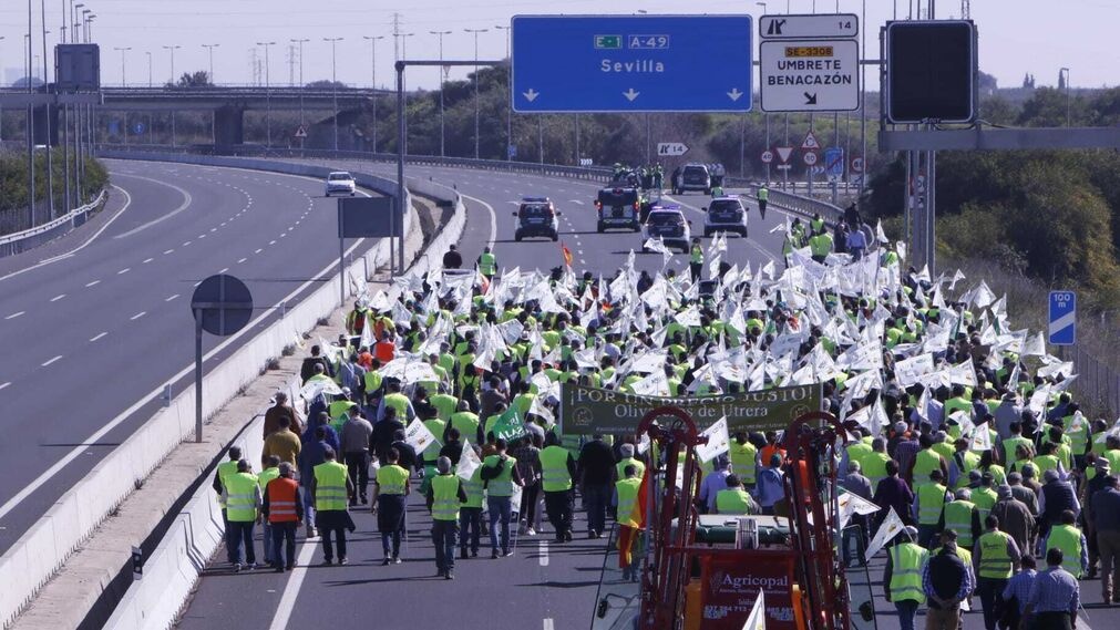 tractorada 14f A49-2